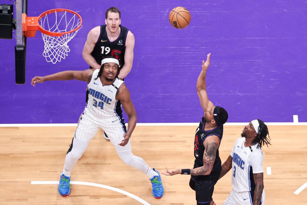 争中被动挨 争中被动挨