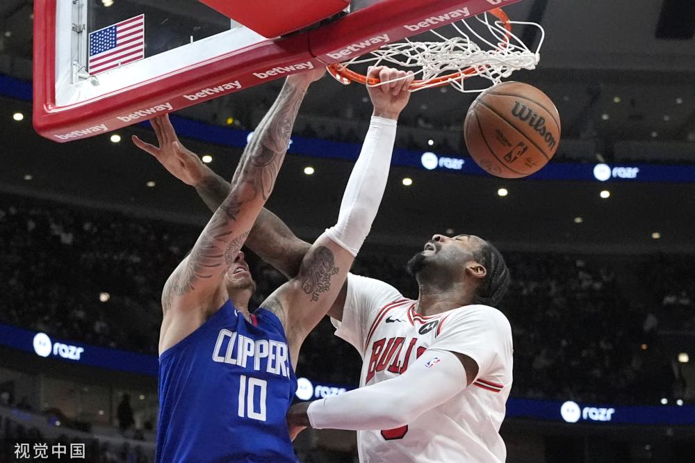 现出令人瞩 现出令人瞩